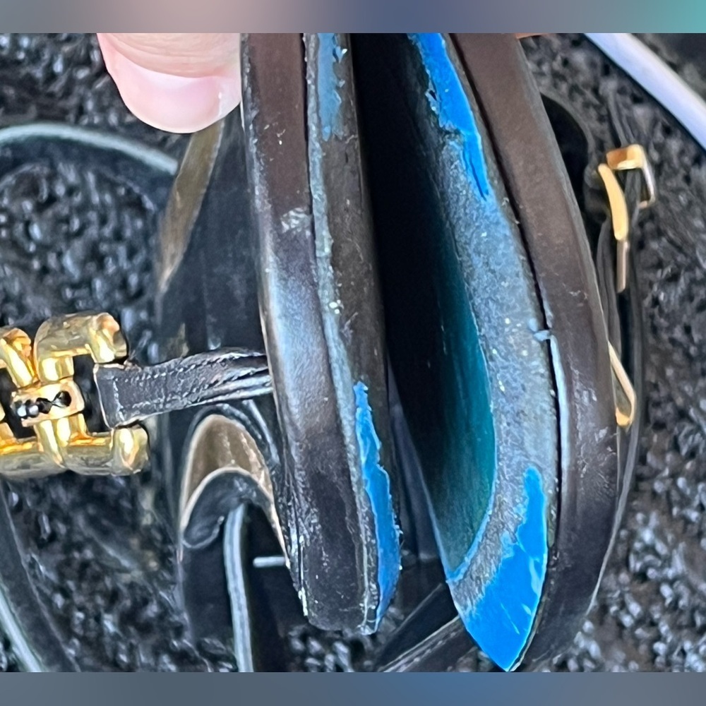 Loriblu Bijoux black thong sandals with gold chain - Picture 8 of 10